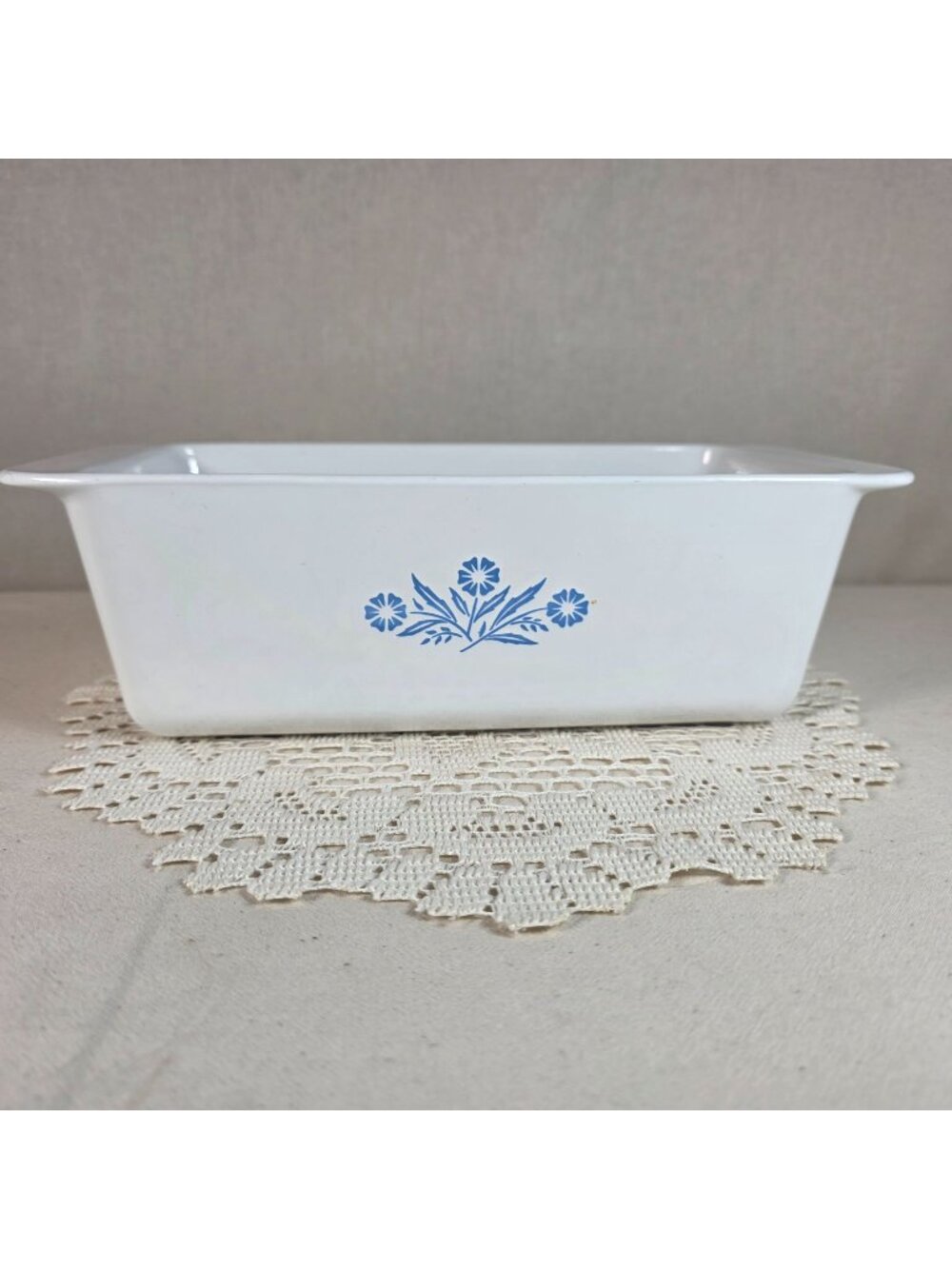CorningWare Blue Cornflower Loaf Pan 9x5 Vintage Milk Glass Bread Dish